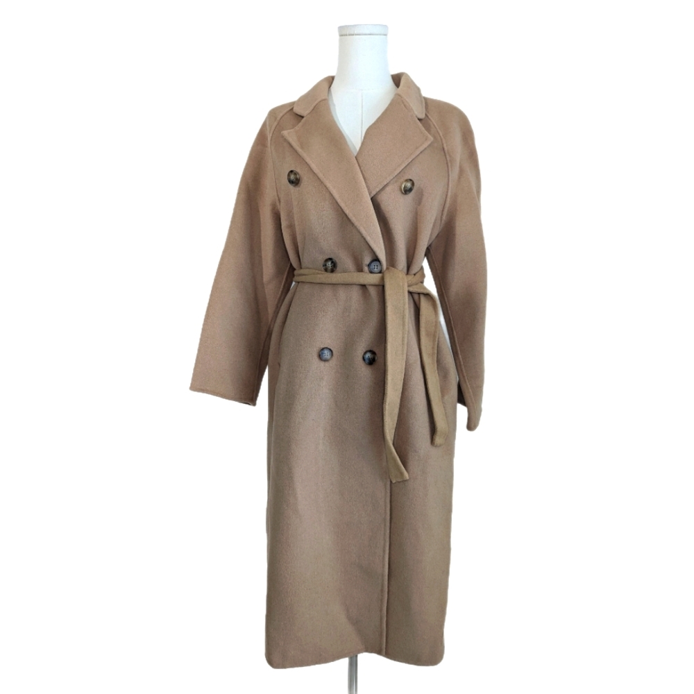 Wool 🎀 Winter Coat 🎀 camel double breasted coat with belt one size fits most